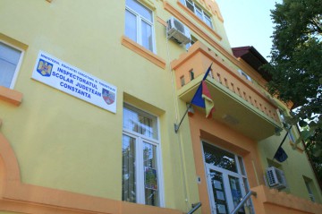7.300 de cadre didactice din Constanţa primesc bani de la minister